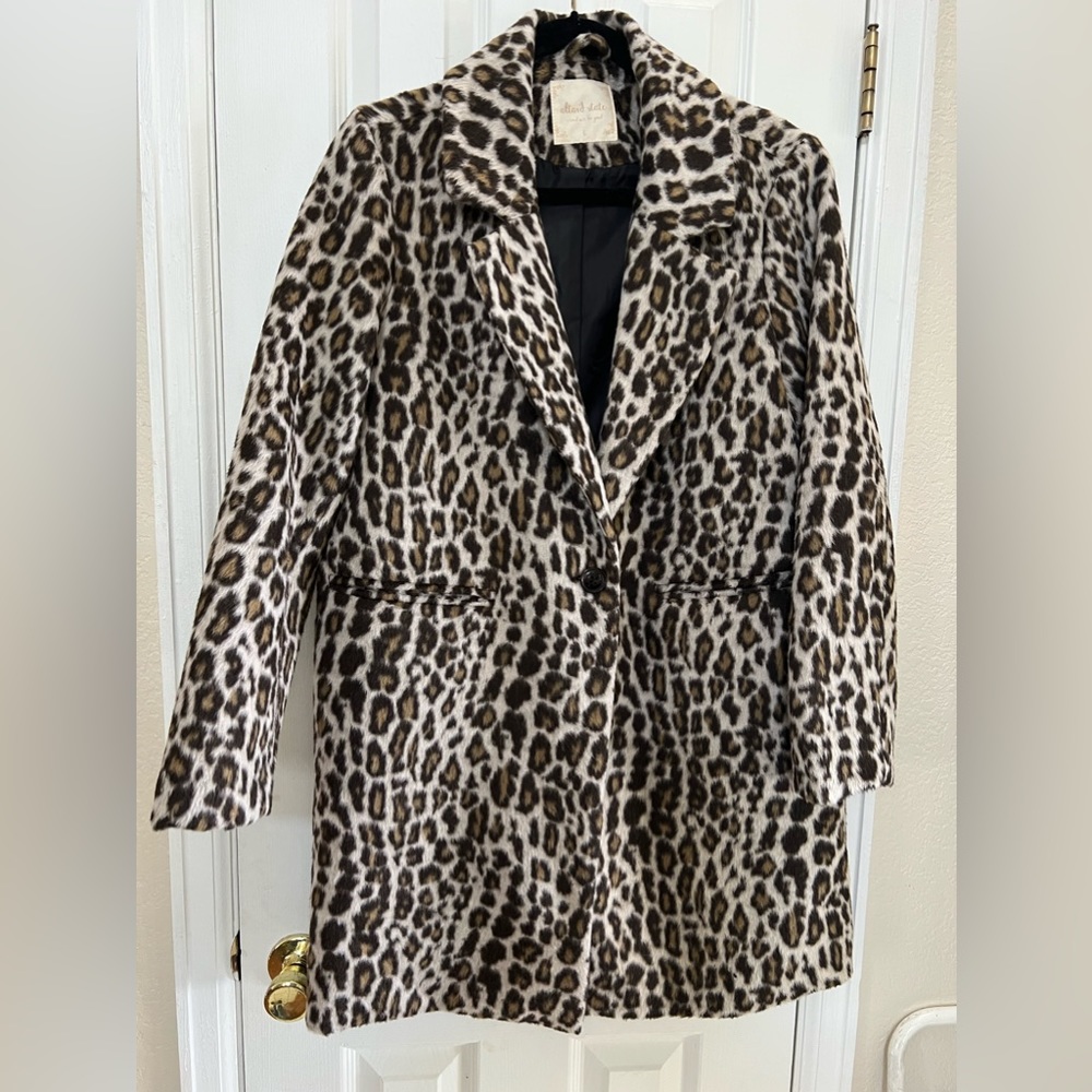 Altar’d State Women’s Leopard Coat NEW Never Worn
